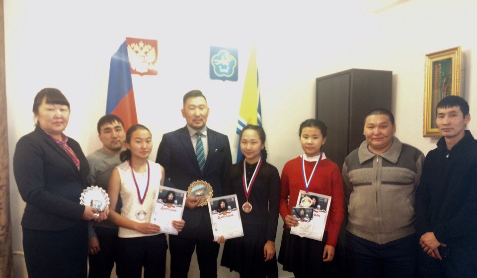 Спортсменки из Улуг-Хемского кожууна завоевали право выступать на российских соревнованиях по боксу!