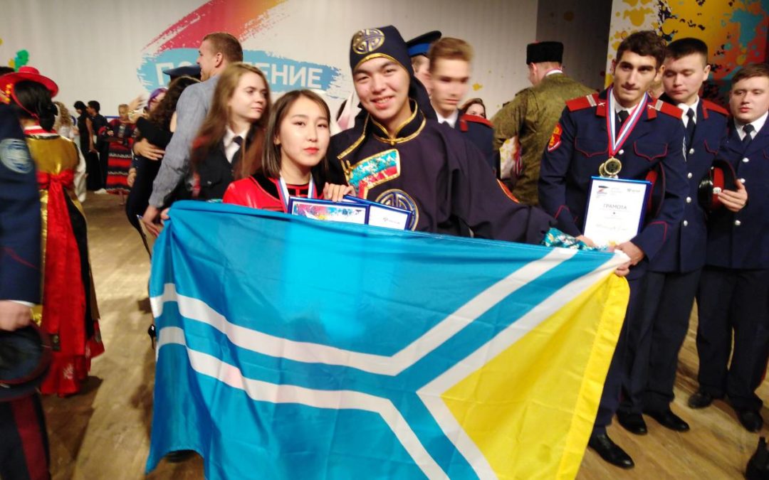 В Московской области завершил работу Всероссийский патриотический межнациональный лагерь молодежи «Поколение».
